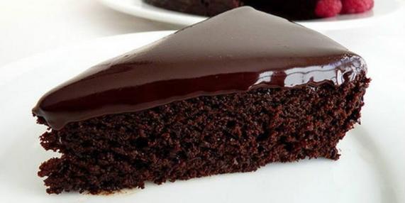 Шоколадовата торта е фантастика. Тази се приготвя само за 30 минути
