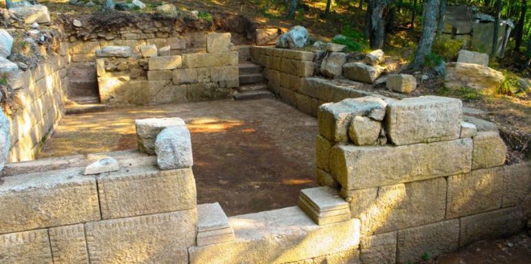 Откриха тракийски храм на Кози Грамади