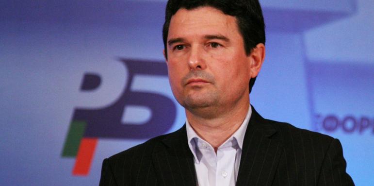 Зеленогорски влиза в битката за президент