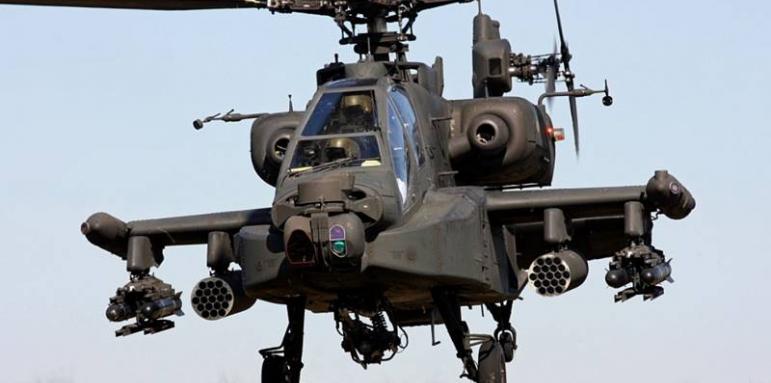 САЩ пращат бойни вертолети край руската граница, какво ще правят
