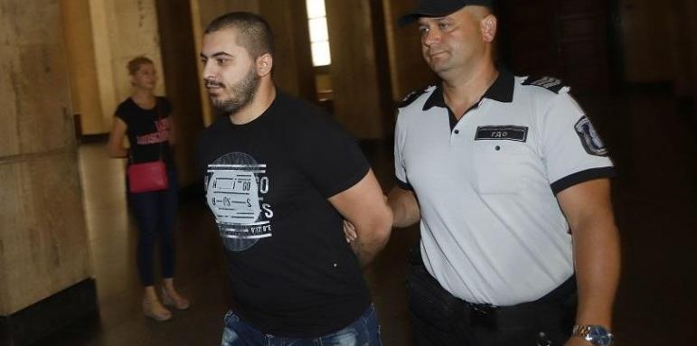 Синът на Гълъбин Боевски остава в ареста