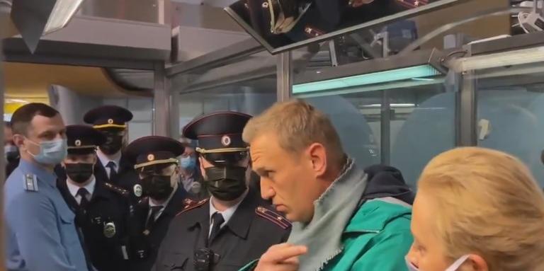 Арести в Русия заради Навални