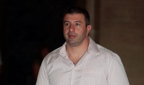 Подробности как пропастта поглъщала Хамстера и хората му