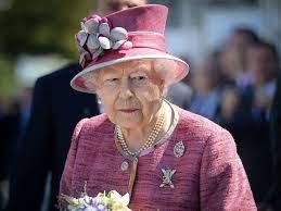 Кралицата отказа да даде три меча за изложба в Русия