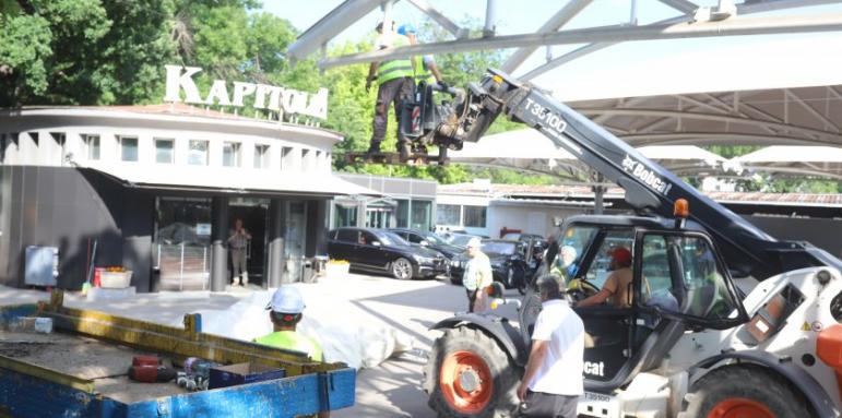 Скандал! Съд защити от премахване автокъща в София
