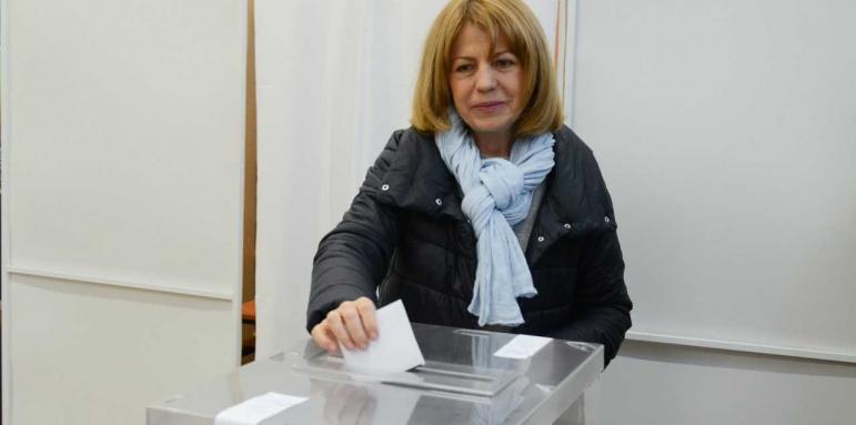 Фандъкова: Гласувах да продължи развитието на града