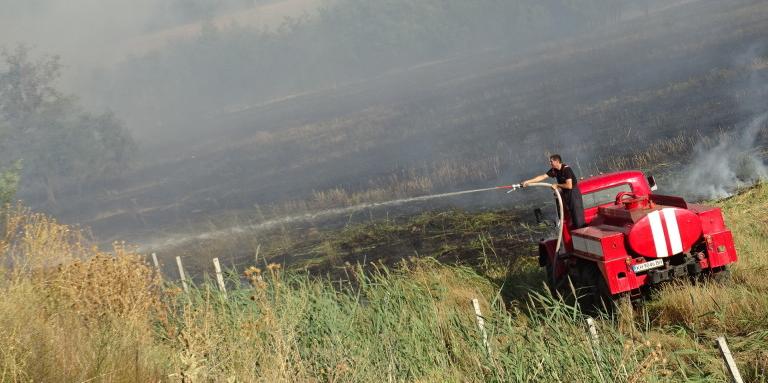 Трагедия: 6 къщи изгоряха в Кръстава, селото няма вода
