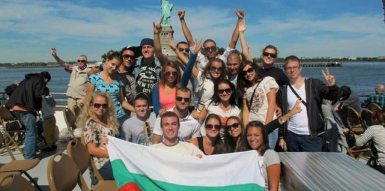 Фирми от Аляска в битка за БГ студенти