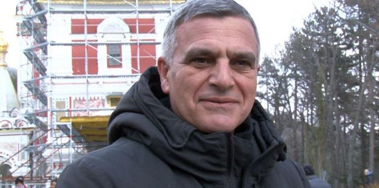Социолог каза от кого ще ни пази партията на Стефан Янев