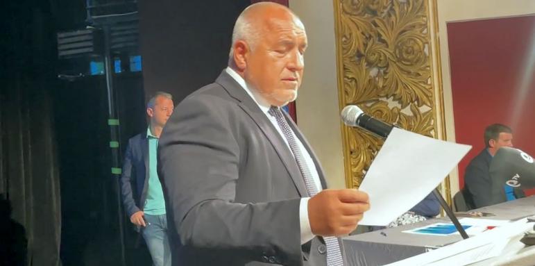 Борисов обеща план за възстановяване на България