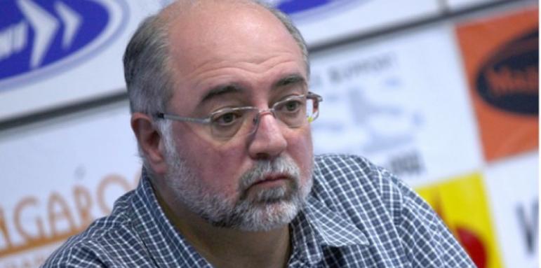 Трябват диалог и нови лидери