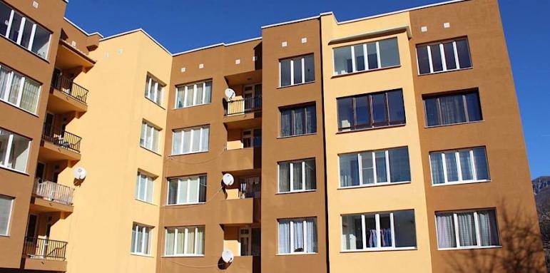 1700 сгради обновени по програмата за саниране