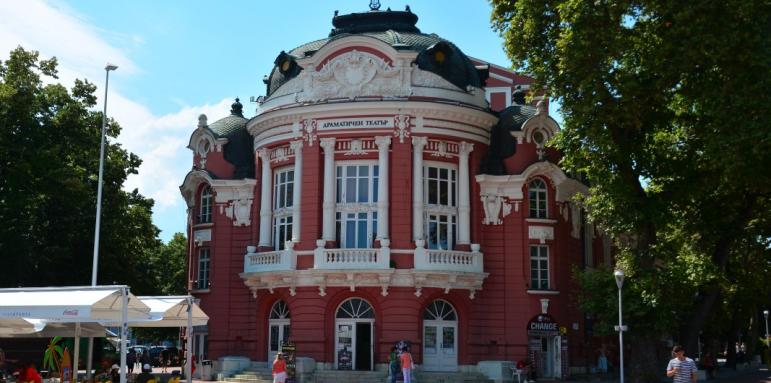 Възстановяват културните събития във Варна