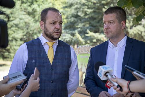 Министърът на околната среда и водите и кметът Живко Тодоров дадоха пресконференция в Зоопарк Стара Загора