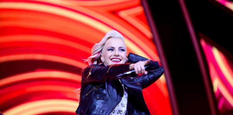 ВИДЕО: Песента на Поли Генова за Евровизия 2016