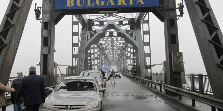 Ремонтират основно Дунав мост у нас