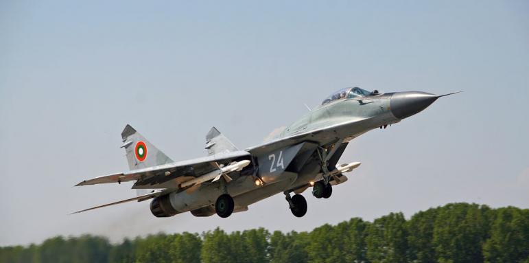 Украйна иска българските МиГ-29, причината