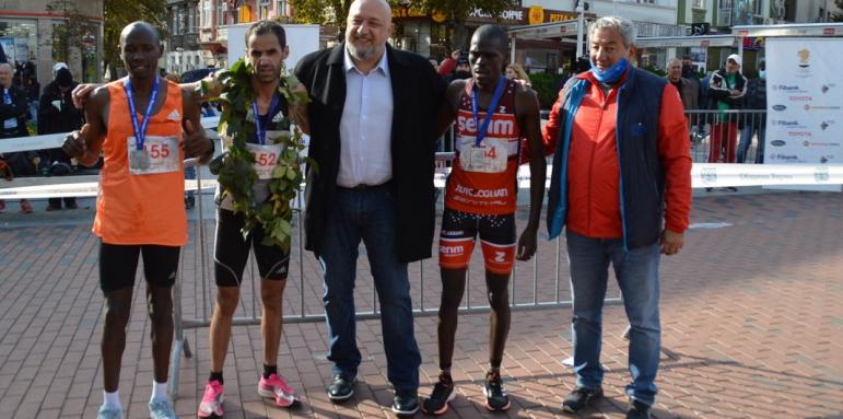 Мароканец спечели маратон Варна и взе джакпота