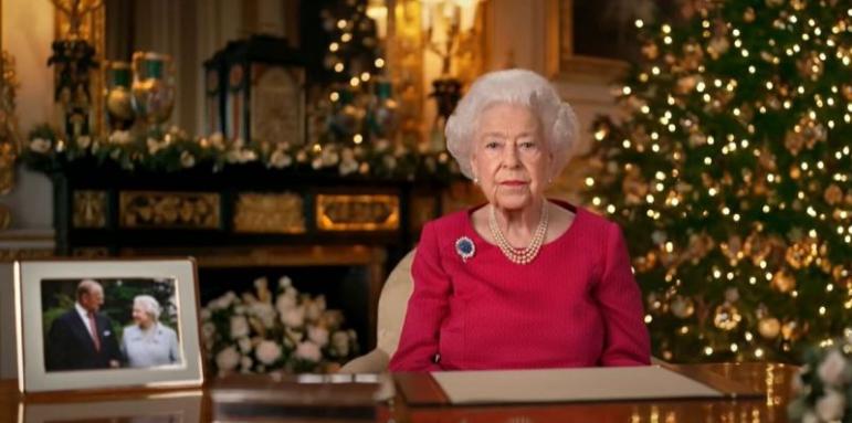 Елизабет ІІ трогна британците с коледното си слово