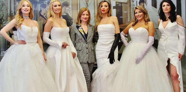 Световна дизайнерка изпрати сватбени рокли в София
