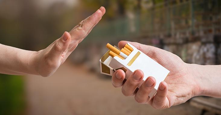Фармацевти ще отказват пациенти от цигари