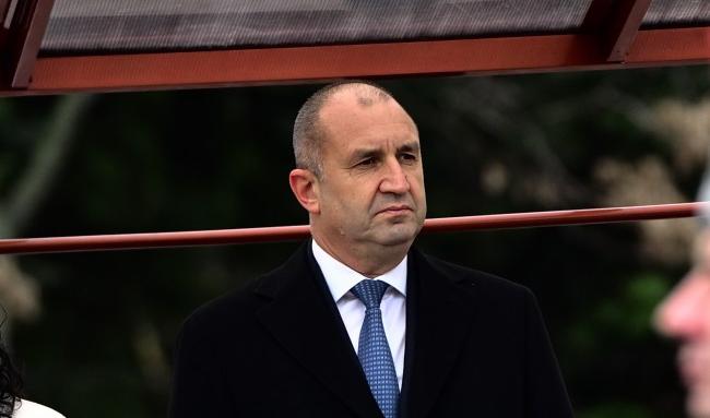 Идва голям скандал! Футболните босове с писмо до Радев
