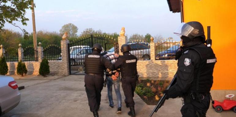 Показаха акцията срещу групата за трафик на хора