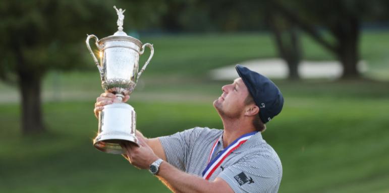 Американец триумфира на US Open по голф