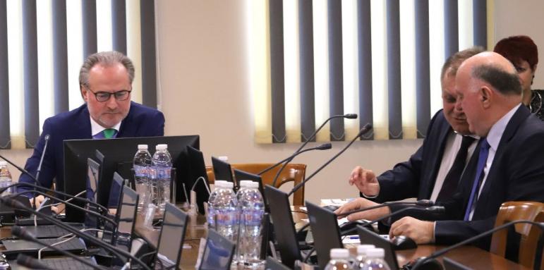 Забиха Лозан Панов с неудобен въпрос във ВСС