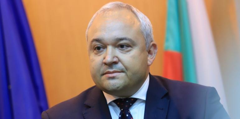 Правосъдният министър проверява сигнали срещу Гешев