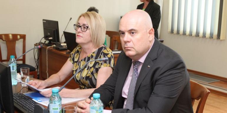 Гешев към ВСС: Подкрепете диалога на институциите
