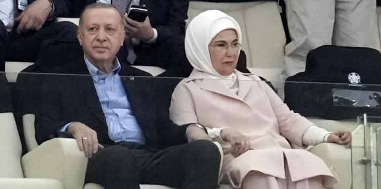 Ердоган разреши на хората да излизат в неделя