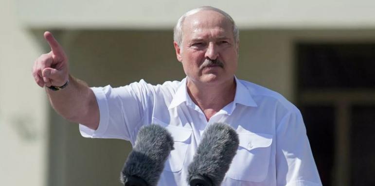 Лукашенко побесня: Негодници! Не участваме в руската атака!
