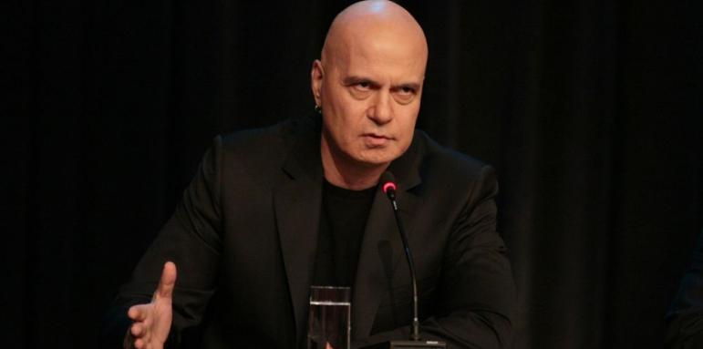 Слави Трифонов: Да чуем какво казват българите в Северна Македония