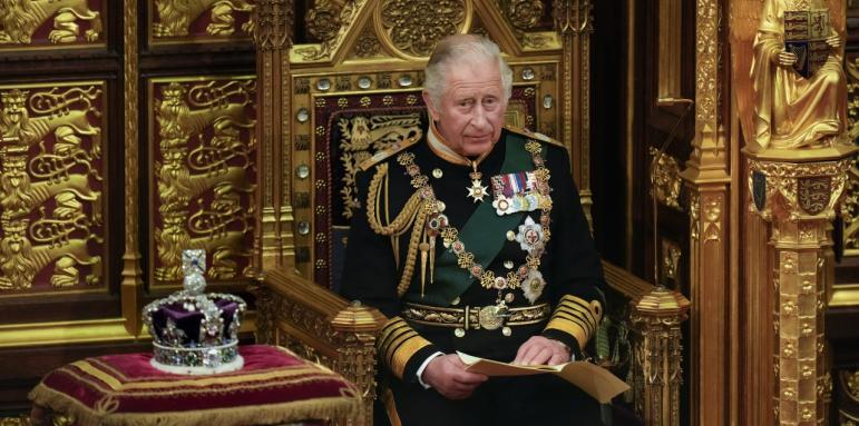 Тайният син на Чарлз III и Камила извади кирливите им ризи