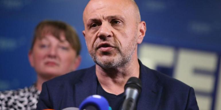 Томислав Дончев разкри трите варианта на ГЕРБ за правителство