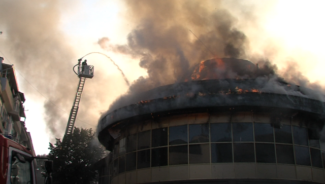 Овладяха пожара в Благоевград