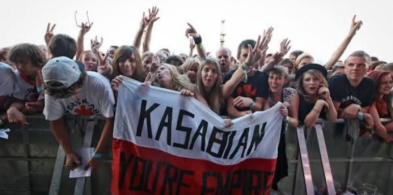 KASABIAN с кавъри на The Doors и Fatboy Slim