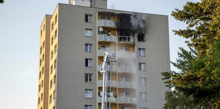 Трагедия! 11 мъртви в пожар на висок етаж в Чехия