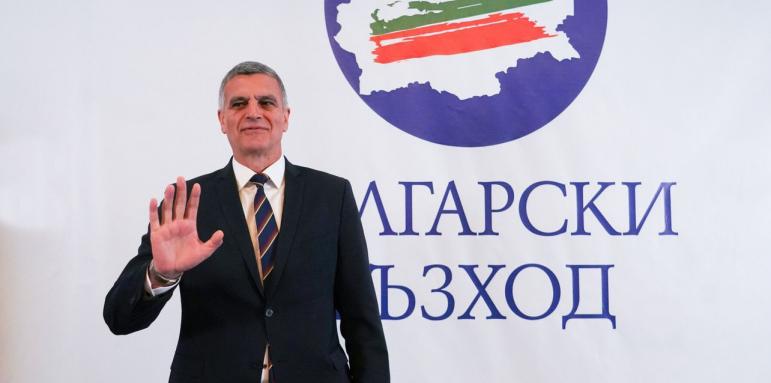 Стефан Янев избра петък 13-ти, ще печели избиратели