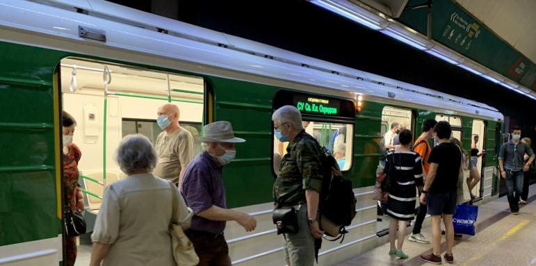 Ето как ще работим след контакт със заразен