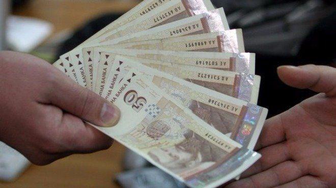 Хванаха инспектор от пожарната с подкуп