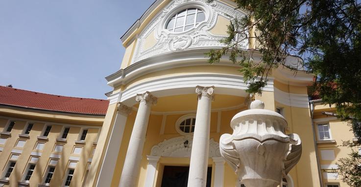 Банята на Бай Ганьо очаква посетители
