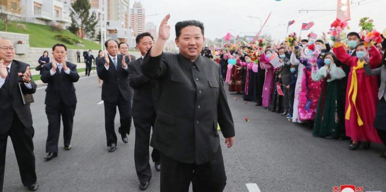 Отмениха най-важния парад в Северна Корея! Защо се скри Ким