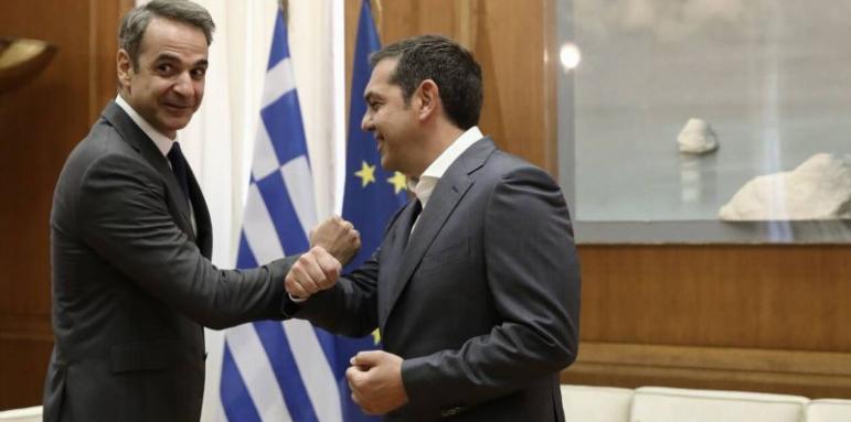 Гърция тръгва на пазар. За какво се карат Мицотакис и Ципрас?