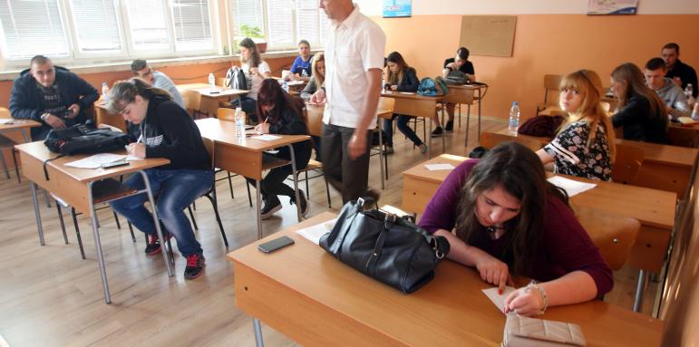 Сливат двата модула на изпита след седми клас