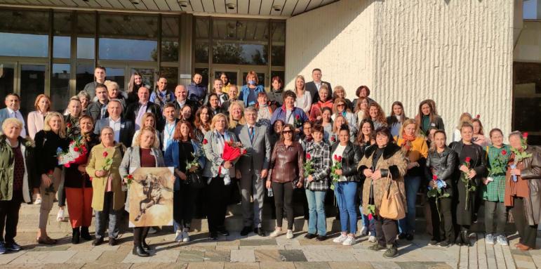 Карадайъ пред жените в Казанлък:ДПС дава път на дамите в политиката