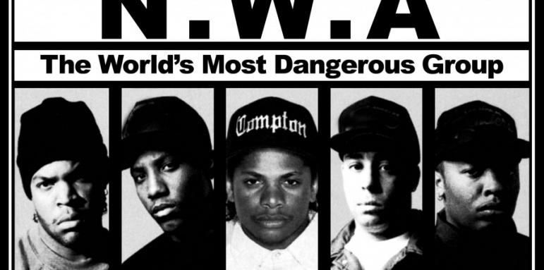 N.W.A. тръгват на турнe, Eminem заменя Eazy-E