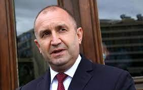 Радев продължава преговорите с партиите. Кога?