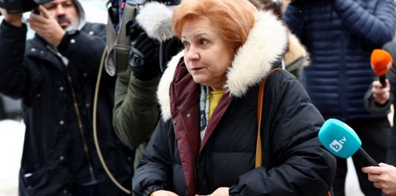 Менда Стоянова чула за "ареста" си по телевизията